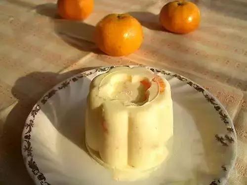 家常冰激凌简单做法视频教学,家庭简易冰激凌的做法放奶油