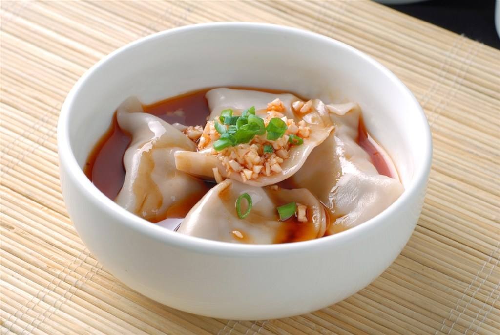 正宗的四川名小吃钟水饺,四川钟水饺的包法