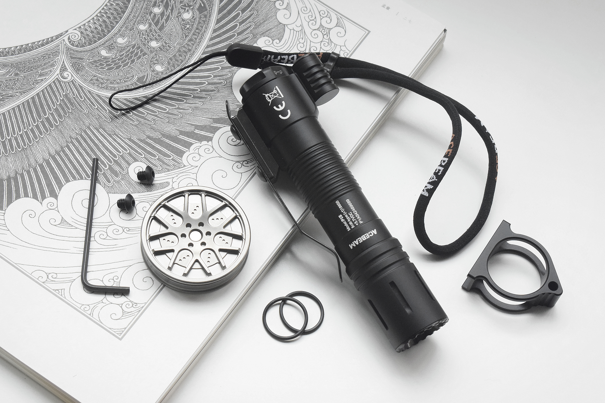 acebeam战术手电p16,acebeam捍卫者p15