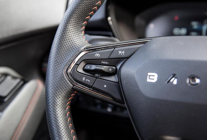 10万买新宝骏rs-3值得吗,新宝骏rs-3最推荐购买的车型