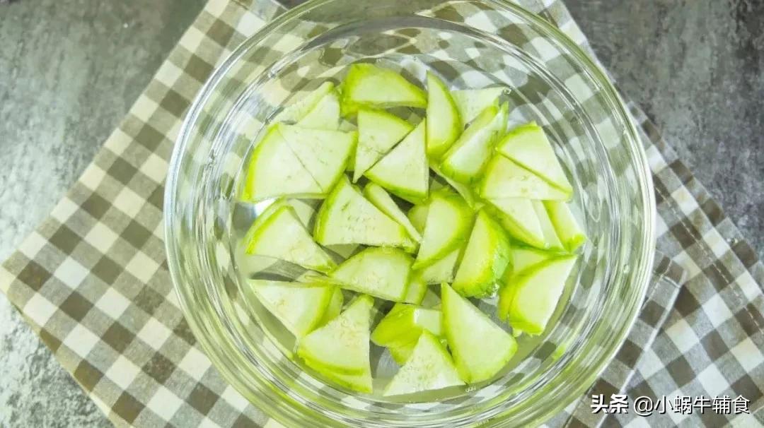 12个月以下宝宝辅食一日三餐,宝宝辅食一日三餐安排12个月