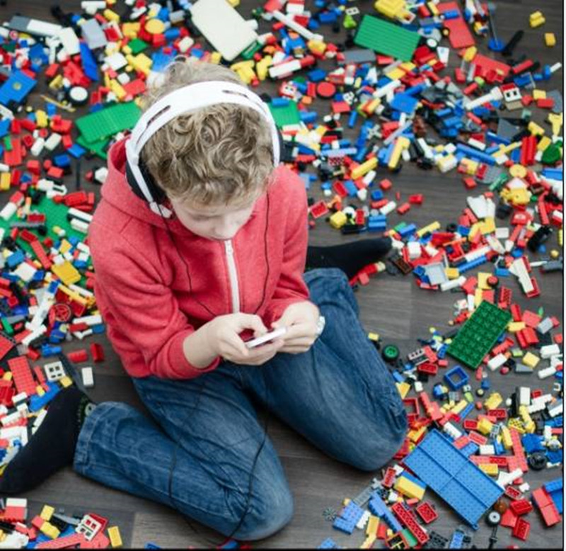 宝宝走路早导致腿弯怎么矫正,宝宝站的早会导致腿变弯吗