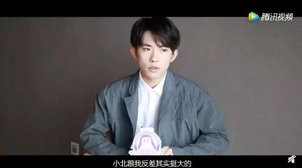 易烊千玺从小鲜肉到晋升影帝,易烊千玺的流量惊呆老前辈