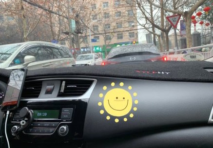 滴滴接单过程中发生车辆刮蹭,滴滴司机说乘客蹭了车漆