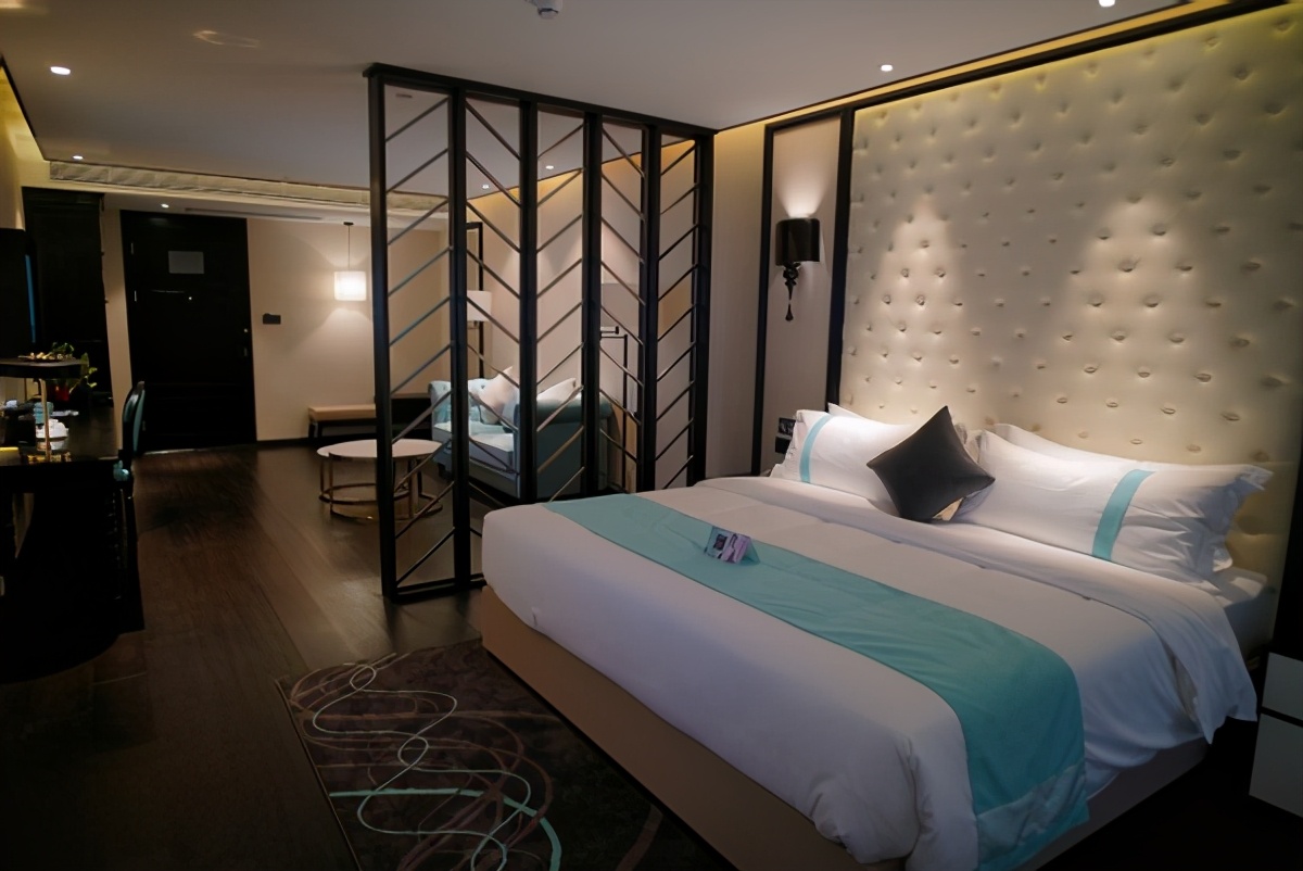 宠己轻奢之选，闺蜜之旅从希岸酒店开始