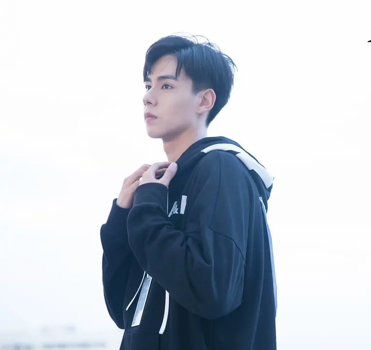 顾漫骄阳似我完结了,骄阳似我顾漫小说第二部讲的什么