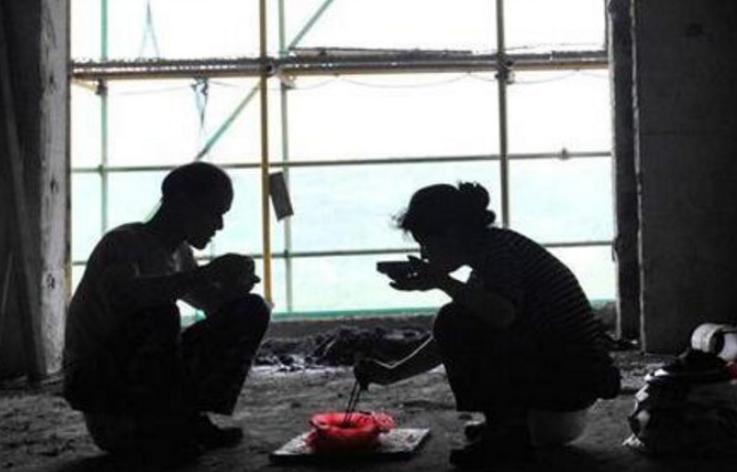 昆仑女神杨丽,昆仑女神杨丽独守大山