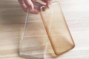透明手机壳变黄变成新的,透明的手机壳变黄了怎么变回来