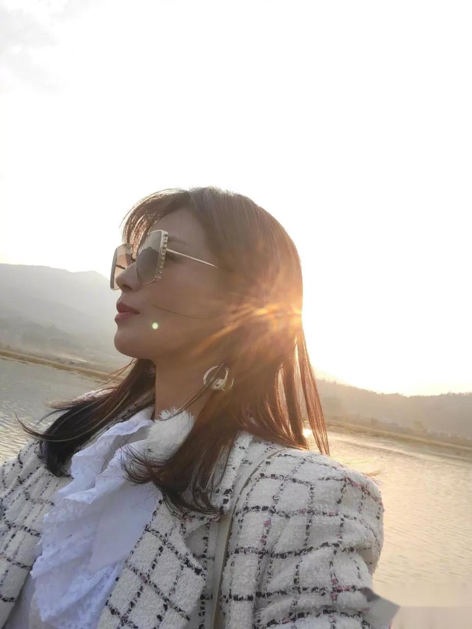 刘涛行李箱欢乐颂,刘涛旅行箱收纳