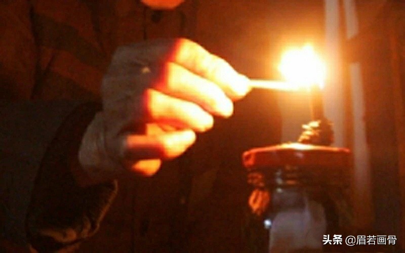 七八十年代的煤油灯场景,七八十年代的油灯