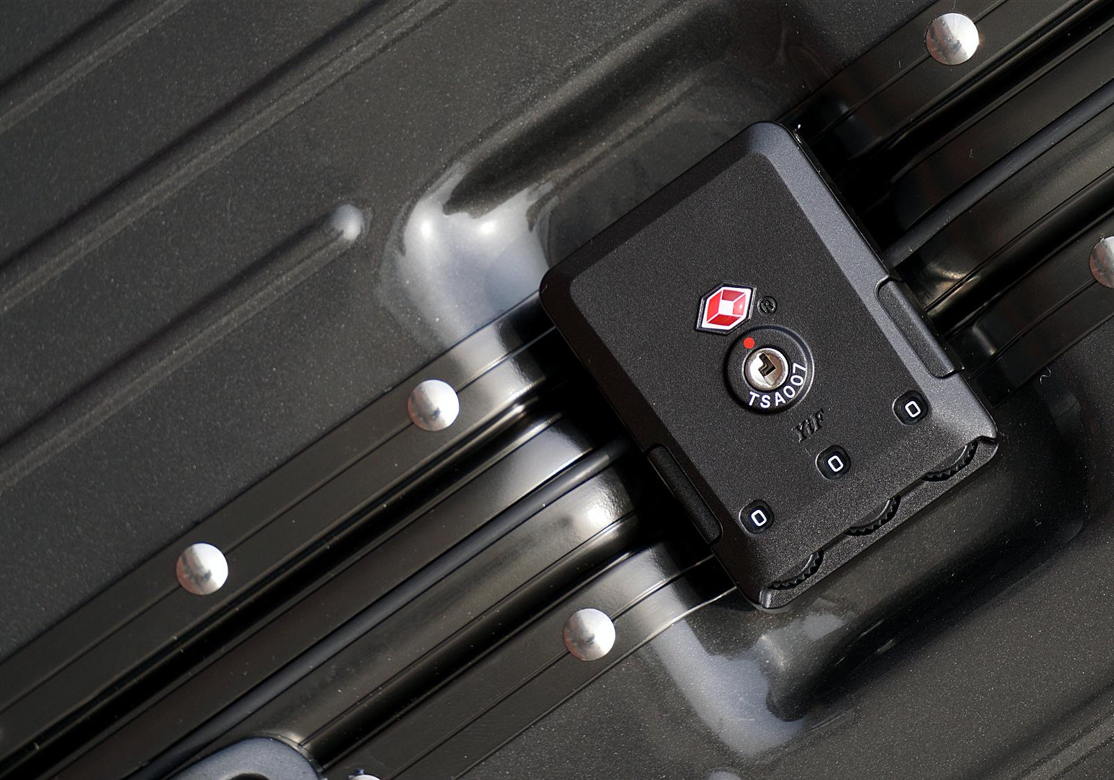 网易严选铝框旅行箱测评,网易严选铝镁合金拉杆箱