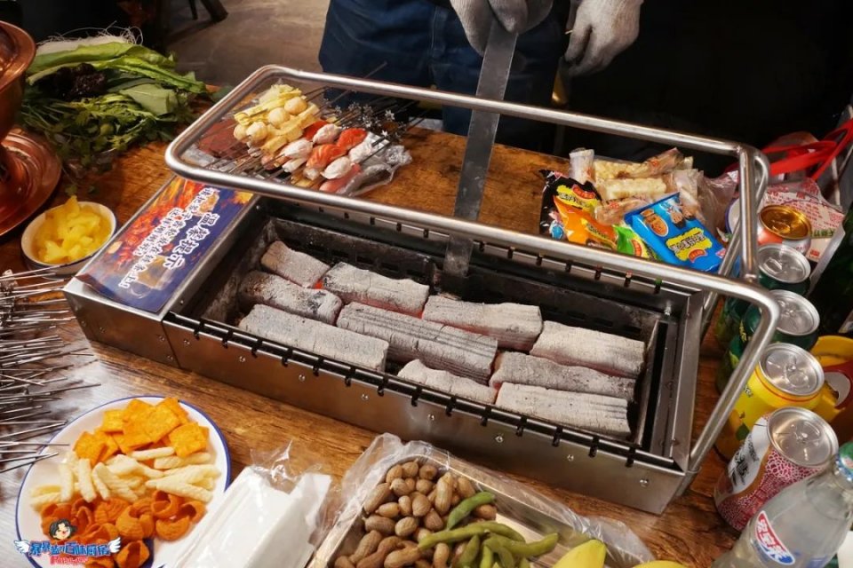 自助烤串涮肉餐厅,川式自助涮烤火锅