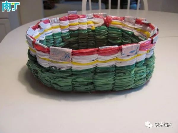 垃圾袋小篮子编织方法,塑料袋变废为宝手工制作篮子