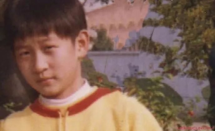 郭德纲最困难的时候曹云金离开了,曹云金背叛郭德纲后过得有多惨