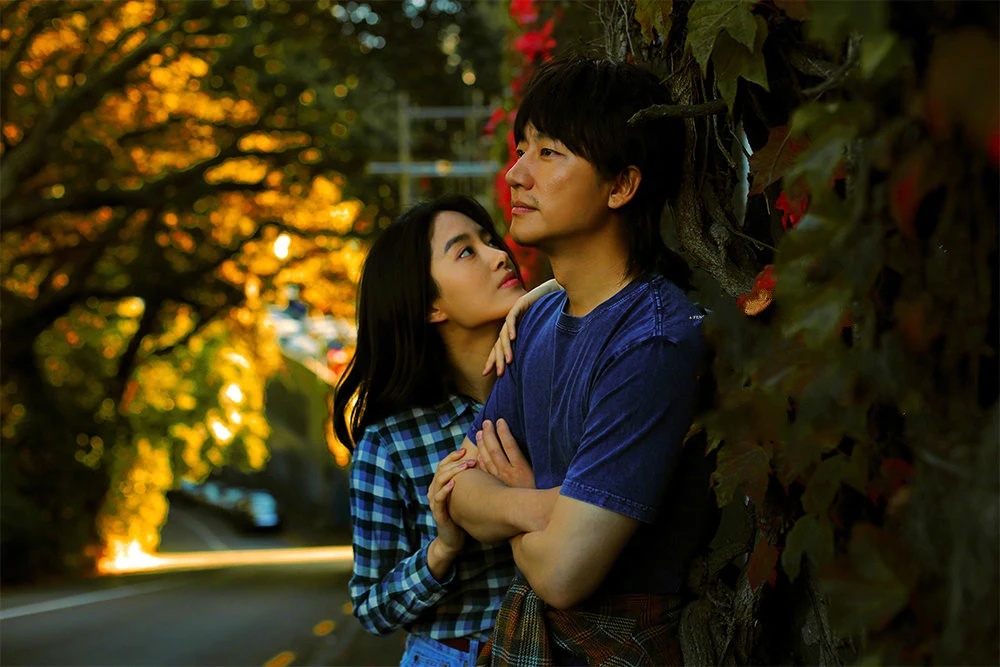 华谊兄弟哪一年落寞的,华谊兄弟目前负债