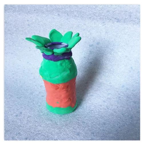 幼儿园元旦手工制作酸奶瓶,玻璃酸奶瓶子创意手工制作