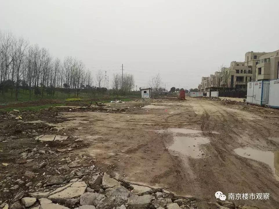 10盘迎来交付大考，实景谍照流出！这品质…