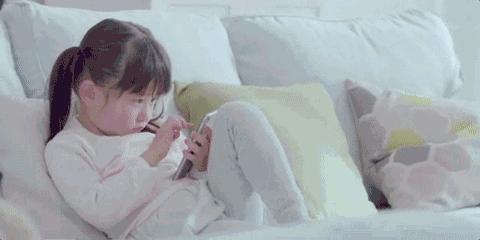 撒尿和泥、骑马打仗……那些年干过的荒唐事儿你还记得吗？