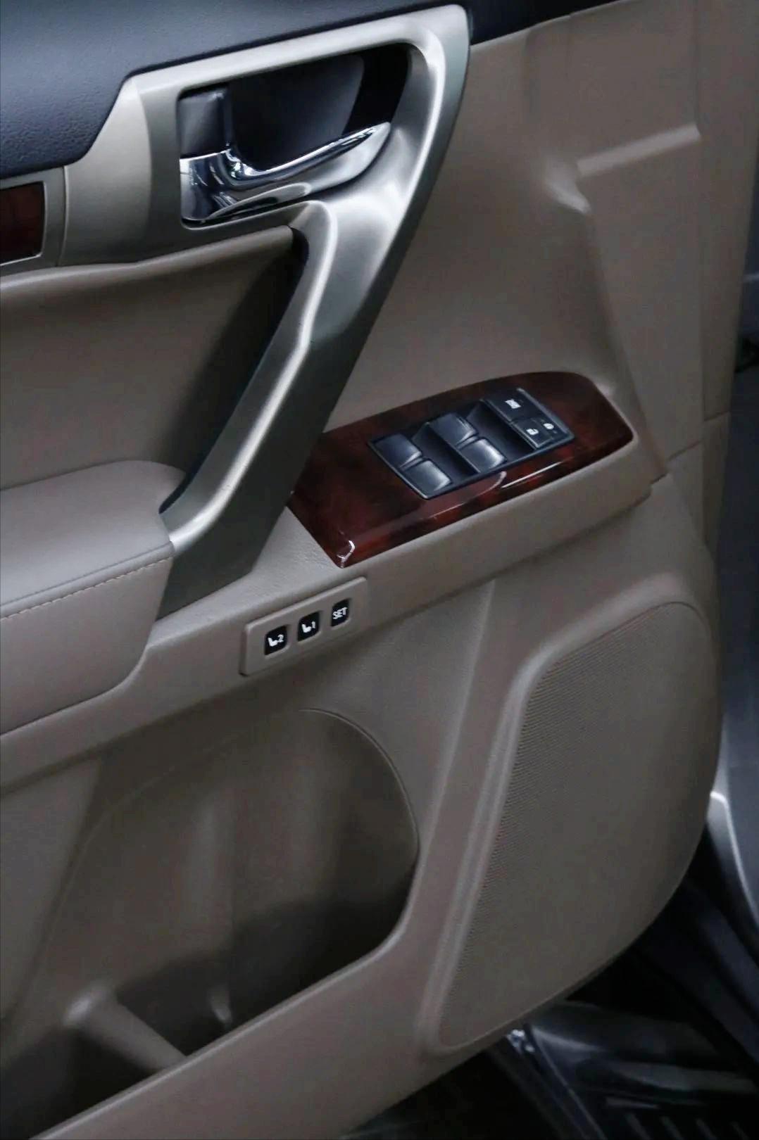 怪兽修车完整版,怪兽修车翻新车