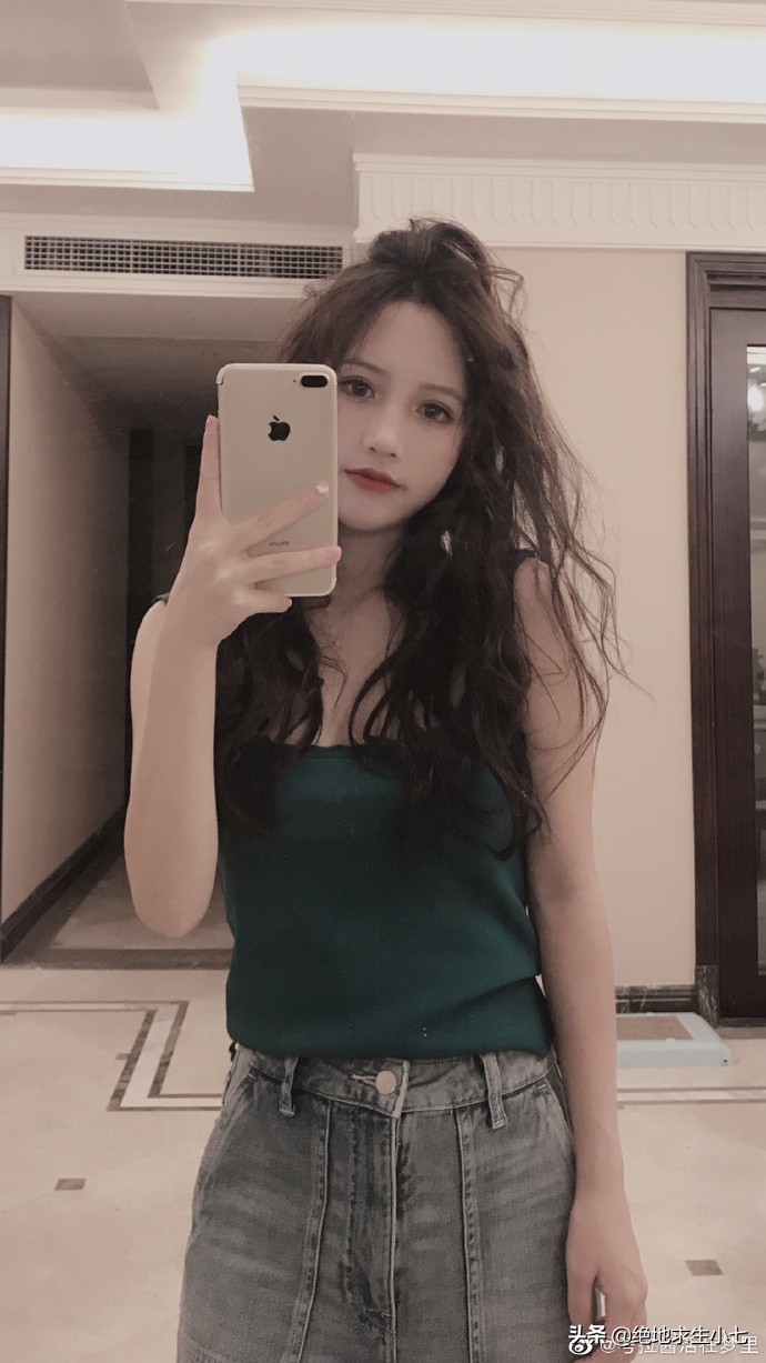 斗鱼小布丁女主播,斗鱼吃鸡女主播小布丁