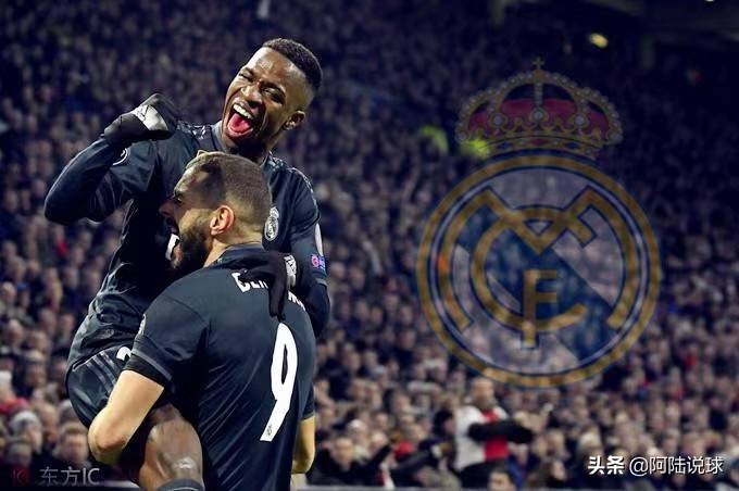 皇马齐祖面临无解难题,皇马官方回顾齐祖辉煌三连