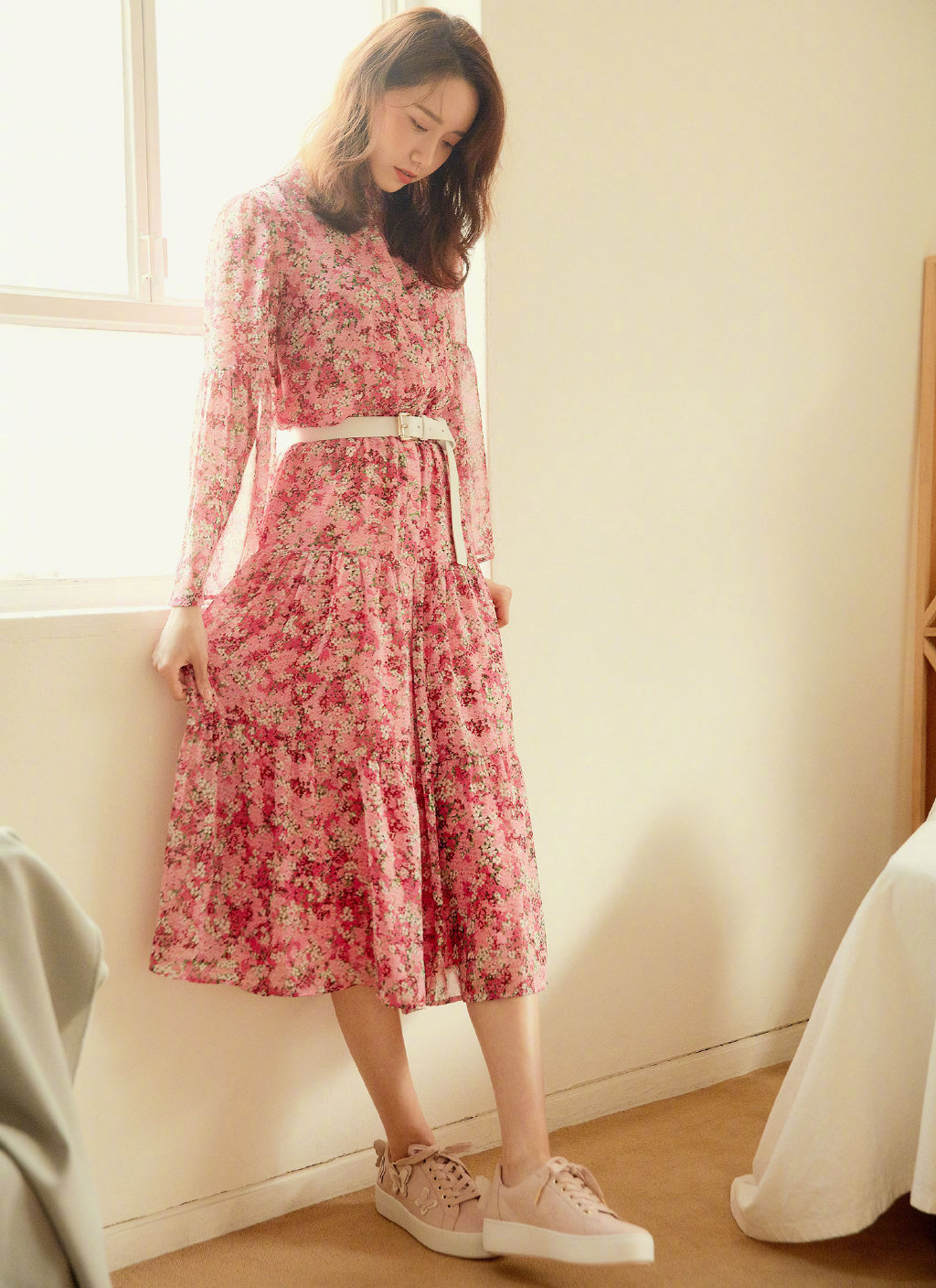 春游踏青怎么穿,裴珠泫穿搭夏天气质连衣裙