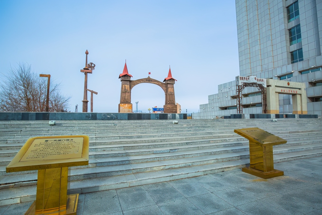 满洲里有什么好玩的口岸,游览满洲里国门