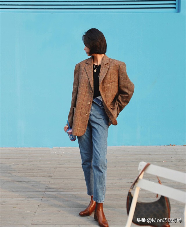 九分裤短靴利落显高又时髦,牛仔裤短靴入冬正流行好看又高级