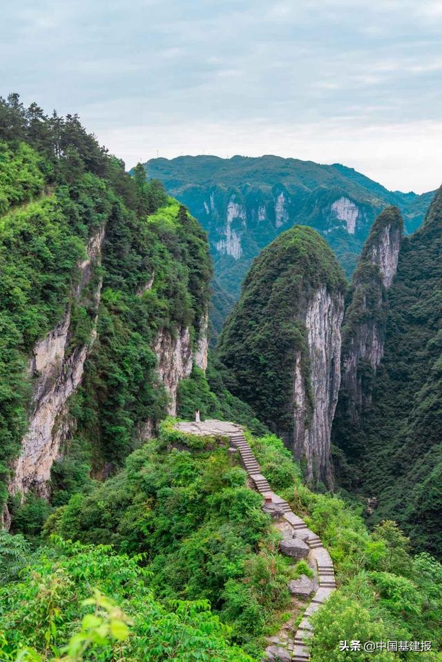 暑假湘西游,除了凤凰张家界,矮寨奇观不容错过