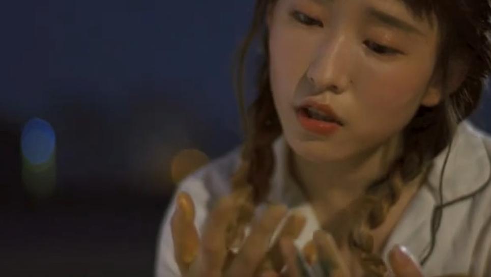 徐诗琪与uzi,徐诗琪lpl开幕式跳舞