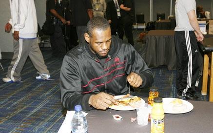 父子同场竞技比赛,父子同场竞技有哪些