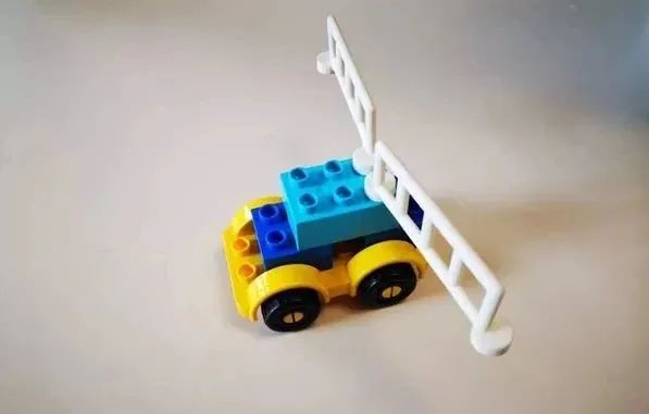 什么玩具对小孩子大脑发育好,孩子越玩越聪明的3种玩具