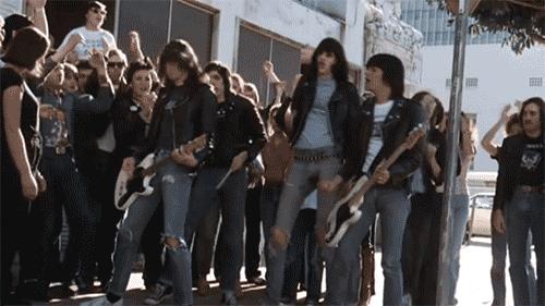 致敬环卫大叔的视频,致敬重金属摇滚