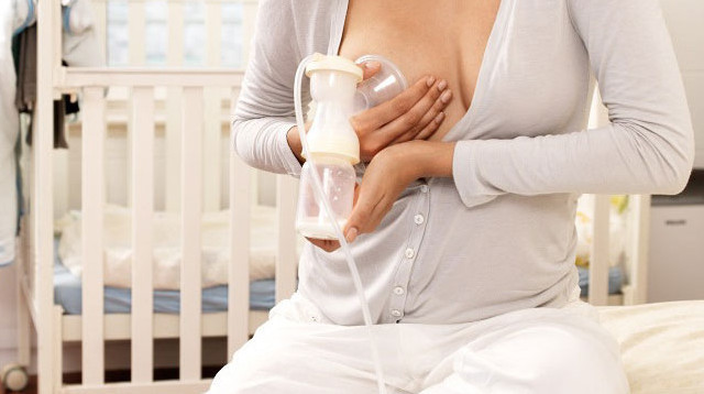 产后怎样使母乳下奶最快,哺乳期怎样下奶