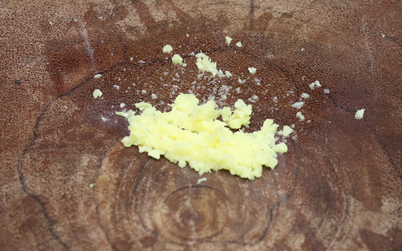 传统赛螃蟹的正宗做法视频,老饭骨赛螃蟹的正宗做法