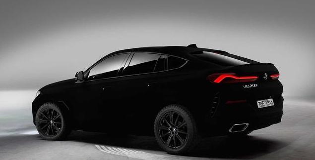 宝马x6全黑版夜间街拍,x6宝马最黑的车