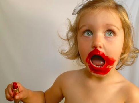 口红天天用有什么害处,口红经常用会有细菌吗