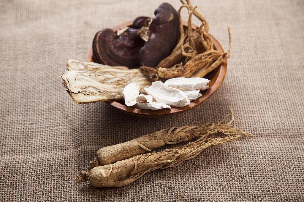 跟医生一起学中医：用药如用兵，入口归其经！