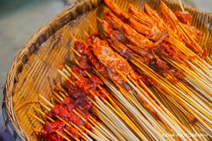 成都本地人去的最好吃的美食,中国姑娘吃成都美食