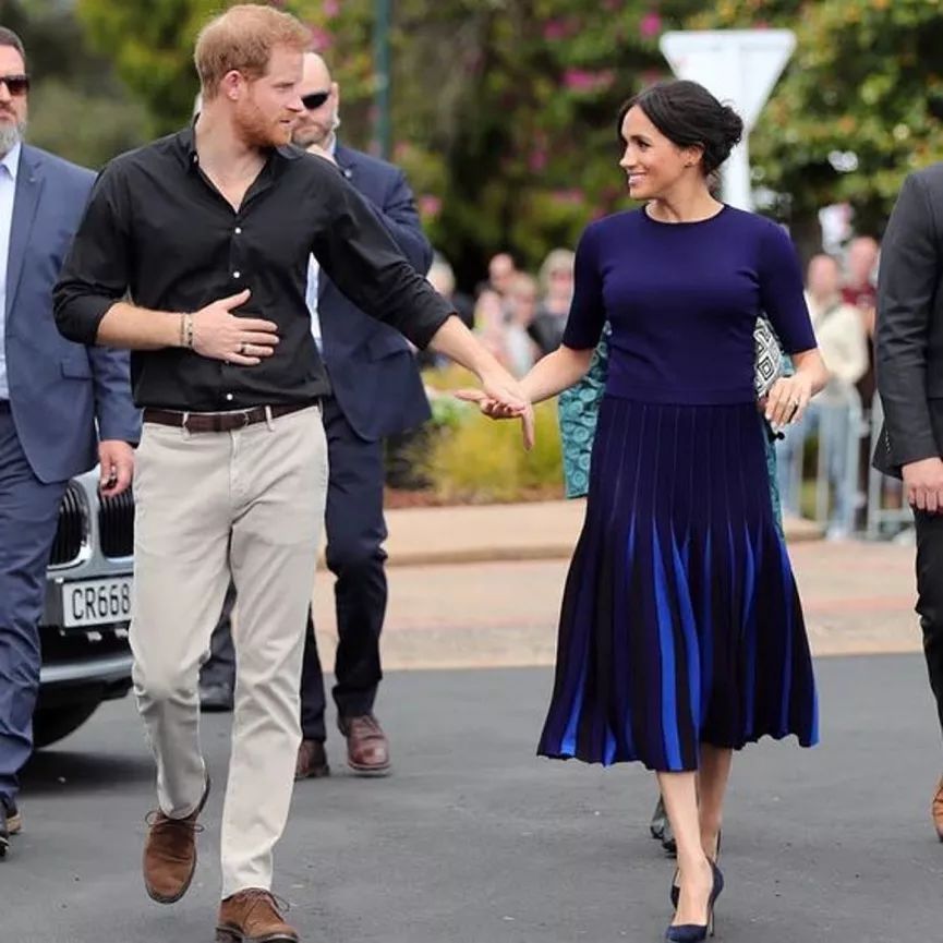 英国皇室Meghan大肚花过百万买孕妇装！