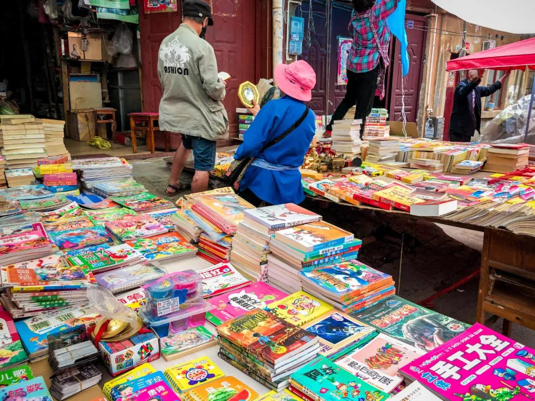 每逢周天,昆明人都喜欢来这里赶街!你去过吗?