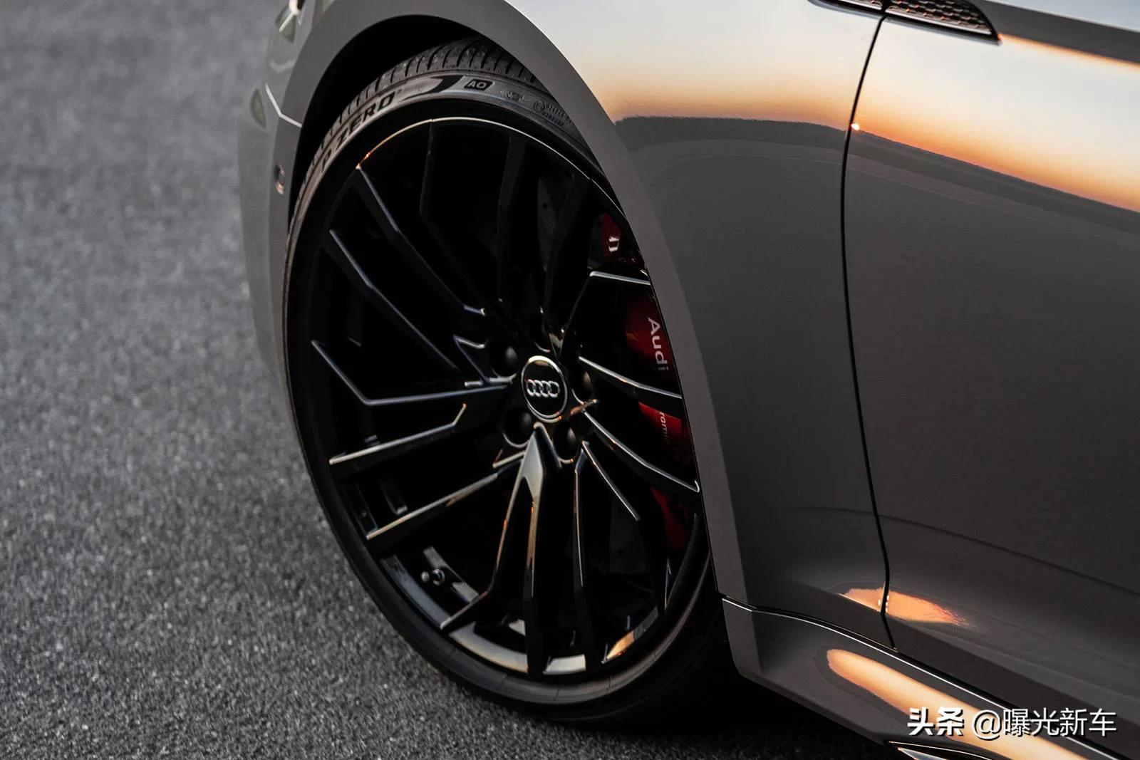 奥迪rs52022款报价,奥迪rs52022款国外价