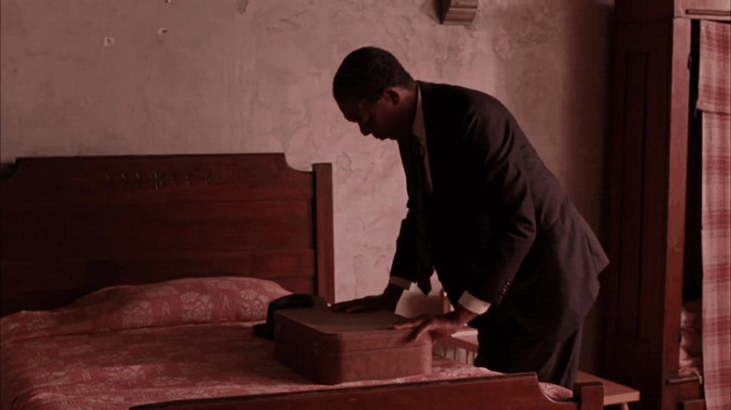 肖申克的救赎狱友打球镜头有几分钟,肖申克的救赎进监狱镜头分析