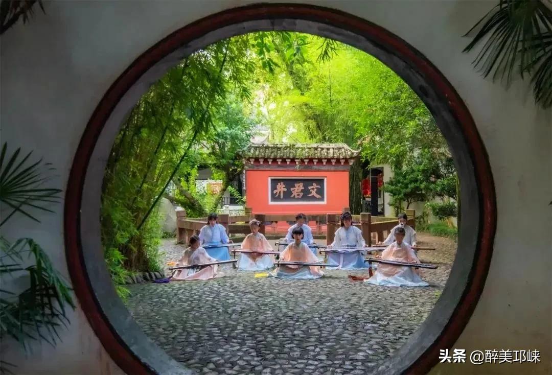 为什么有的人投资眼光很准,为什么越来越多的资本想投资酱酒