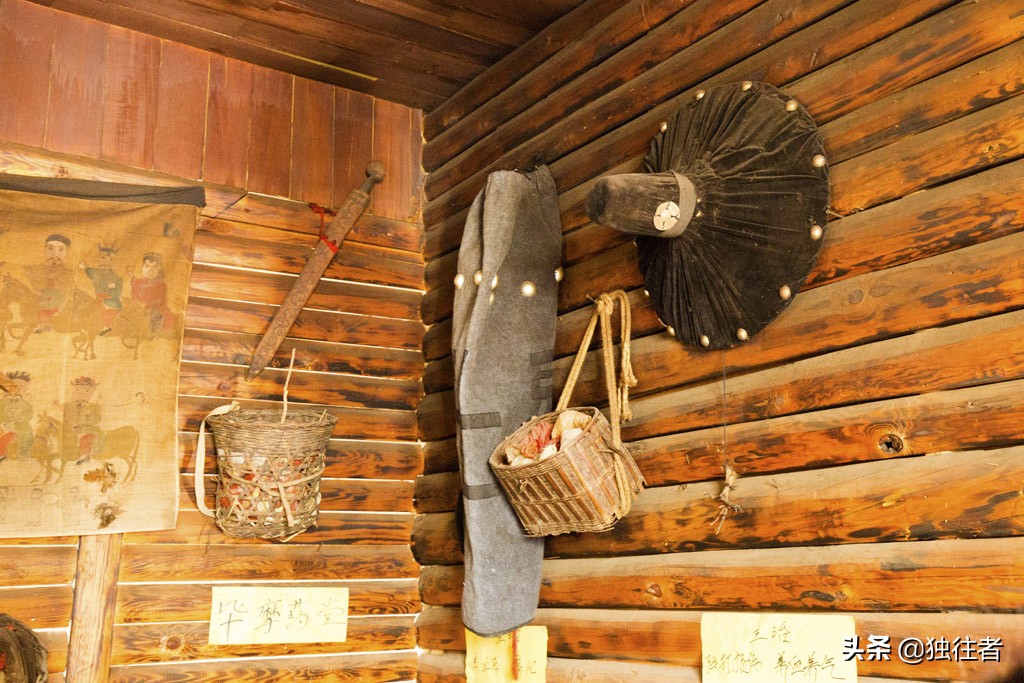 楚雄的彝族风情,楚雄彝族村寨彝族文化元素