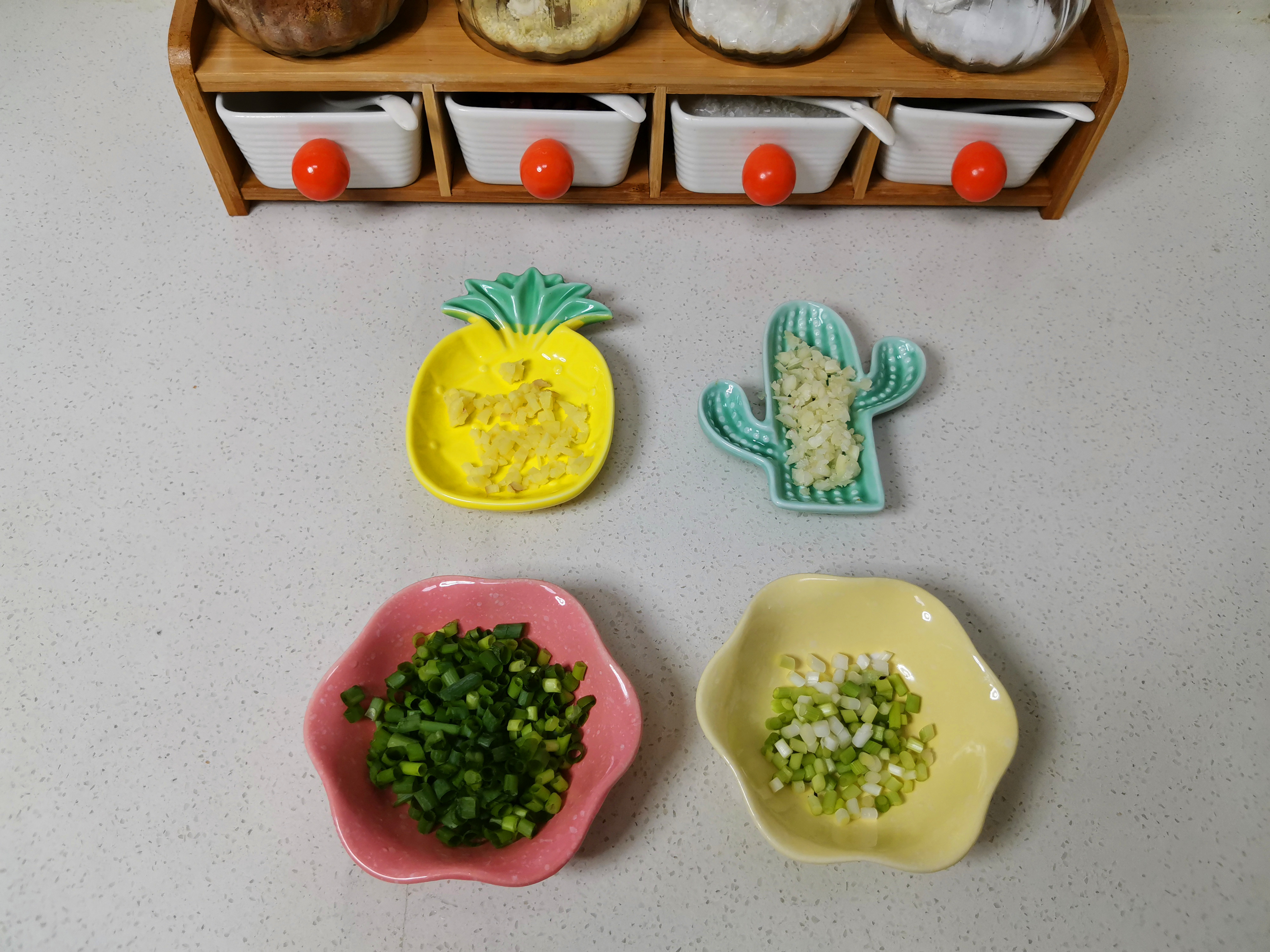 为啥蛋炒饭做得这么粘,为什么做蛋炒饭总是粘锅