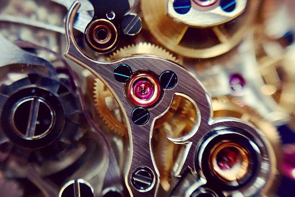 caliber80机芯细节图,eta2824机芯和caliber80