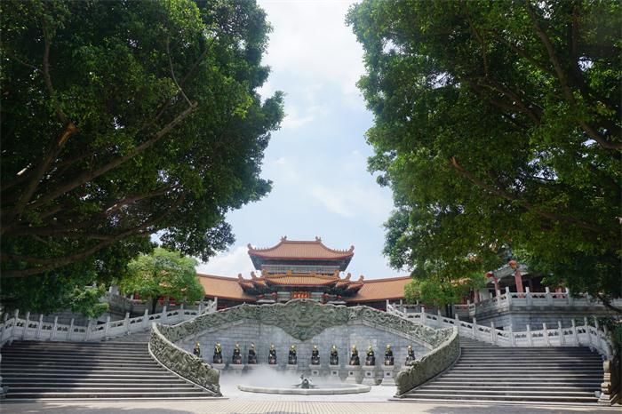 一个道教香火最旺的圣地,道教圣地是哪座山