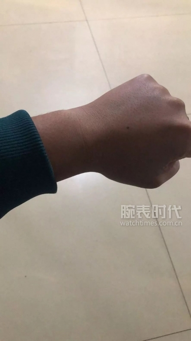 表友晒运动表，最后一个扎心了