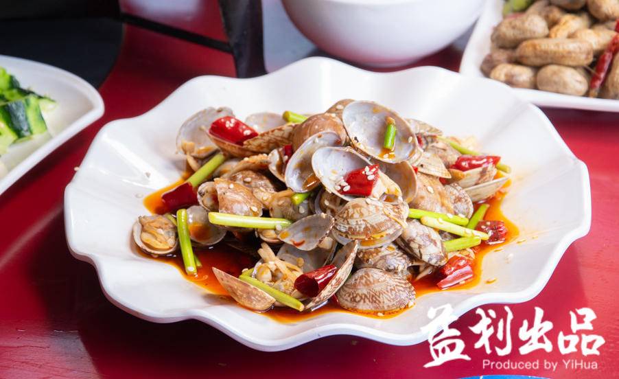 亲爱的塘主,小滋味烤鱼为您承包了整片鱼塘